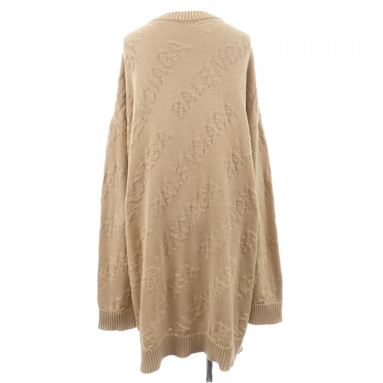 バレンシアガ BALENCIAGA 599886 T3166 ニット