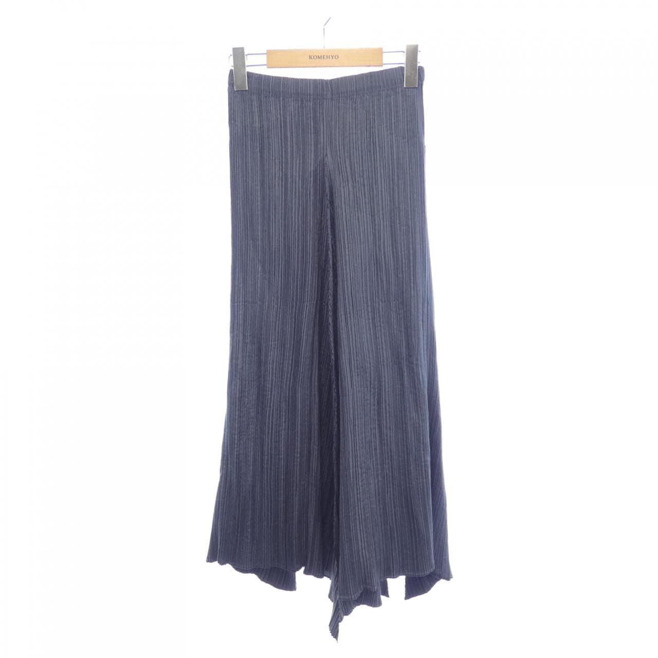 イッセイミヤケ ISSEY MIYAKE IM41-FG924 スカート