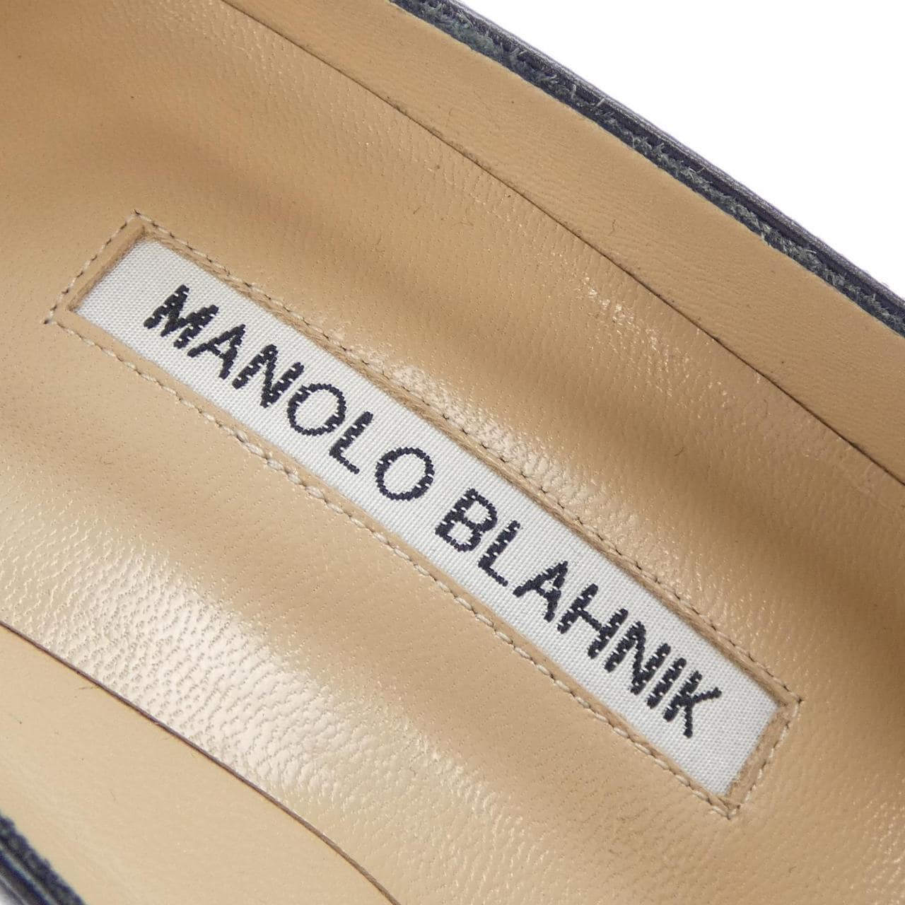 マノロブラニク MANOLO BLAHNIK パンプス