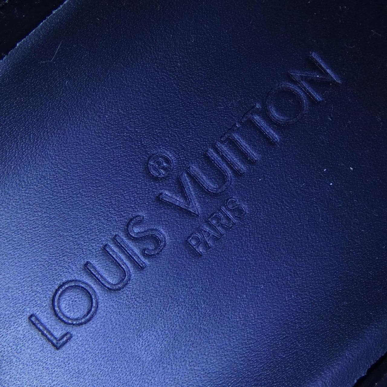 ルイヴィトン LOUIS VUITTON スニーカー