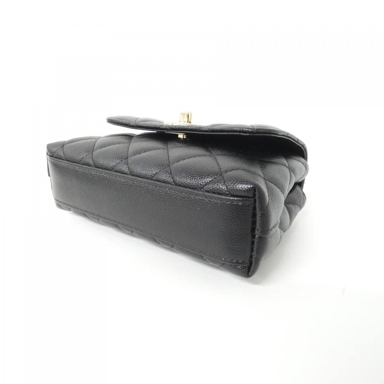 シャネル AP4244 チェーンクラッチ