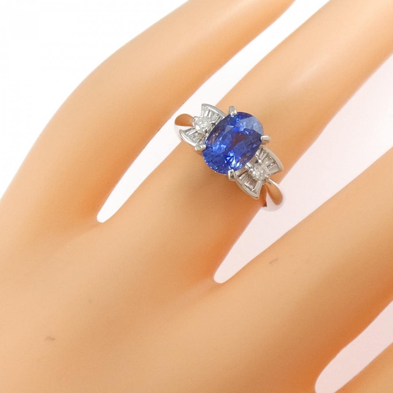 PT900 サファイヤ リング 2.60CT