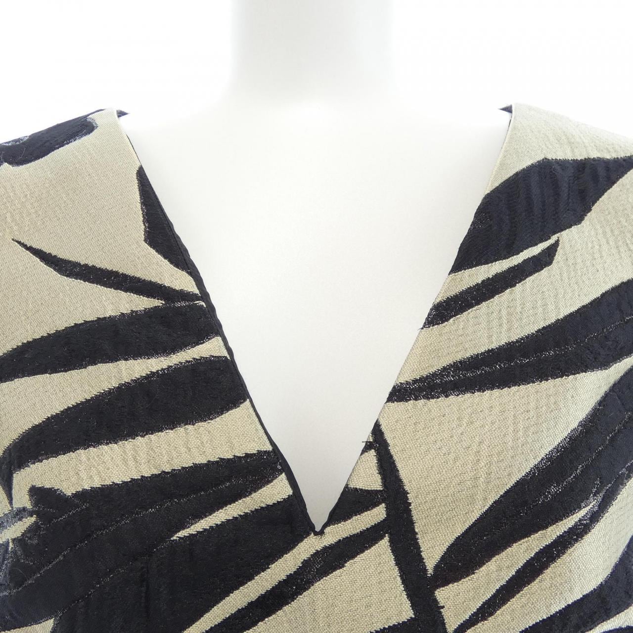 エスカーダ ESCADA 5023169 ワンピース