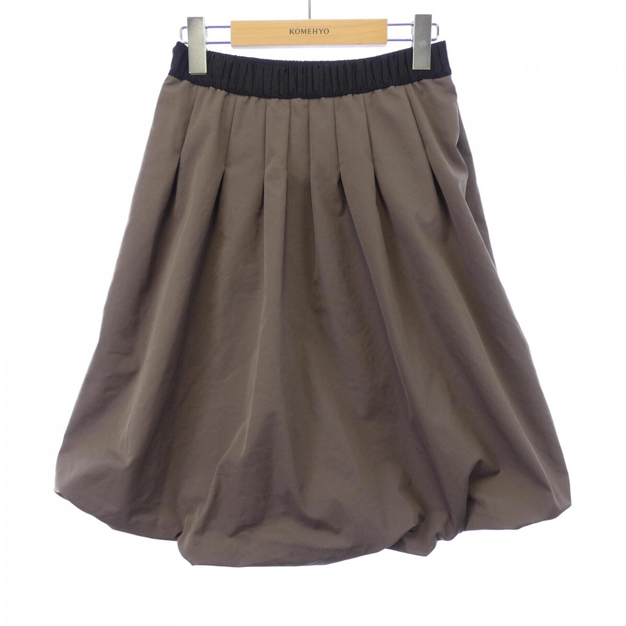 トゥービーシック TO BE CHIC スカート