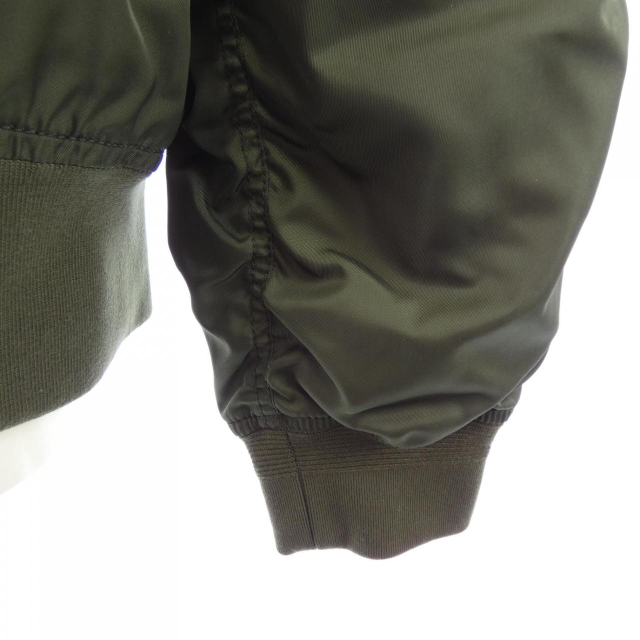 モンクレール ジーニアス MONCLER GENIUS MERCEDES-BENZ BY NIGO NEPER ダウンジャケット