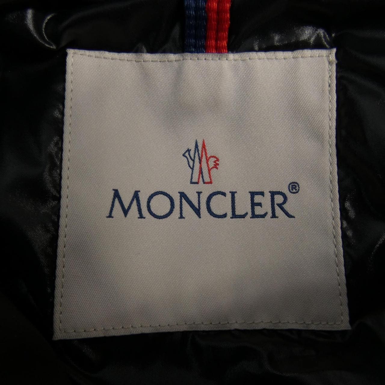 モンクレール MONCLER ダウンジャケット