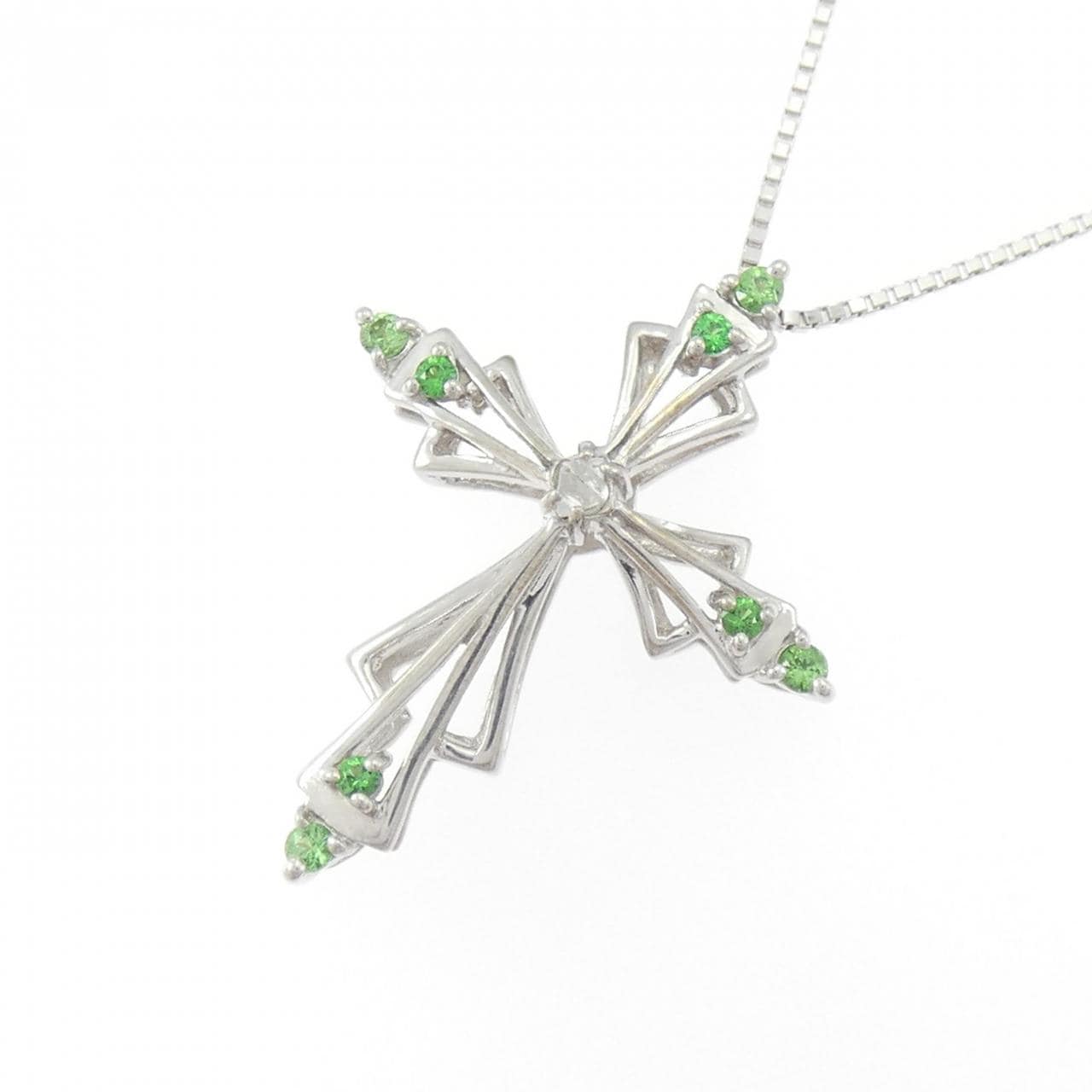 K18WG クロス グリーンガーネット ネックレス