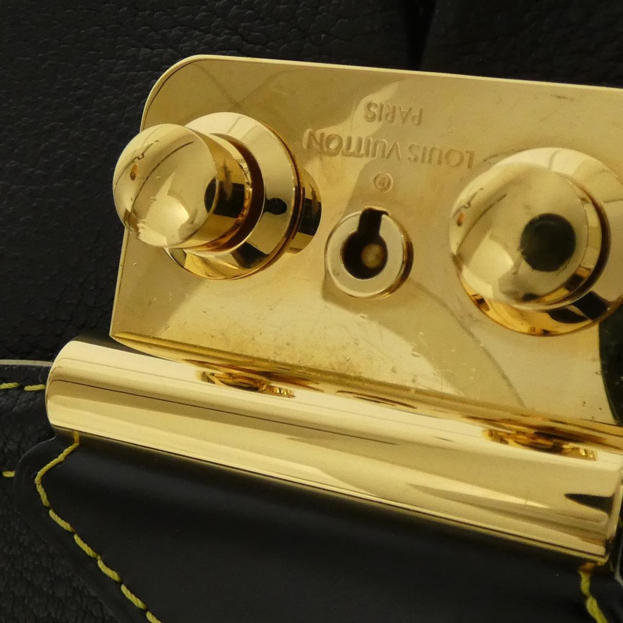 ルイヴィトン スハリ レッセンシエル M95844 ショルダーバッグ