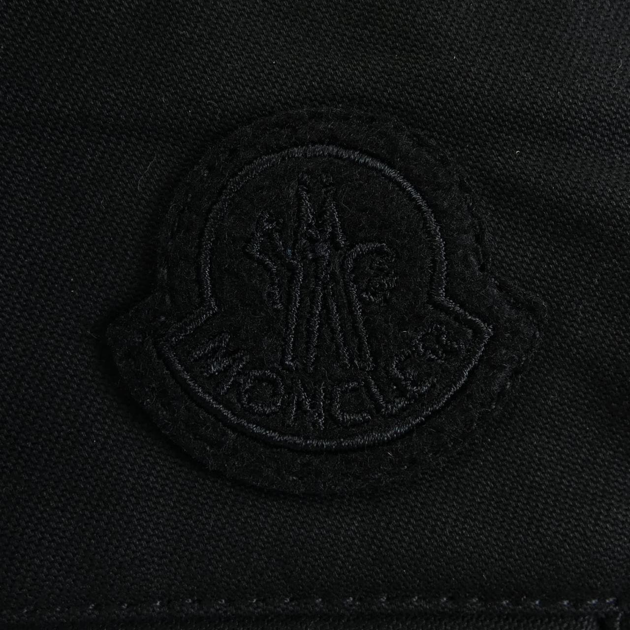 モンクレール MONCLER I10912B00010M2666 ショートパンツ