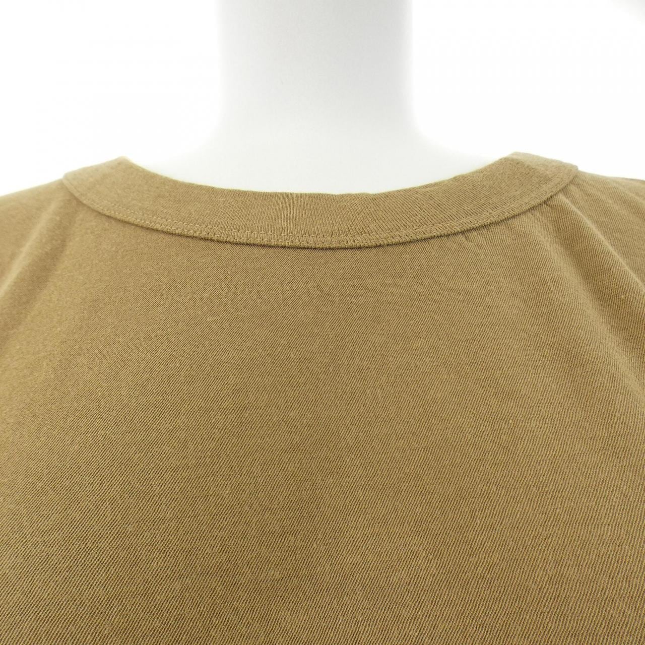 エイトン ATON トップス