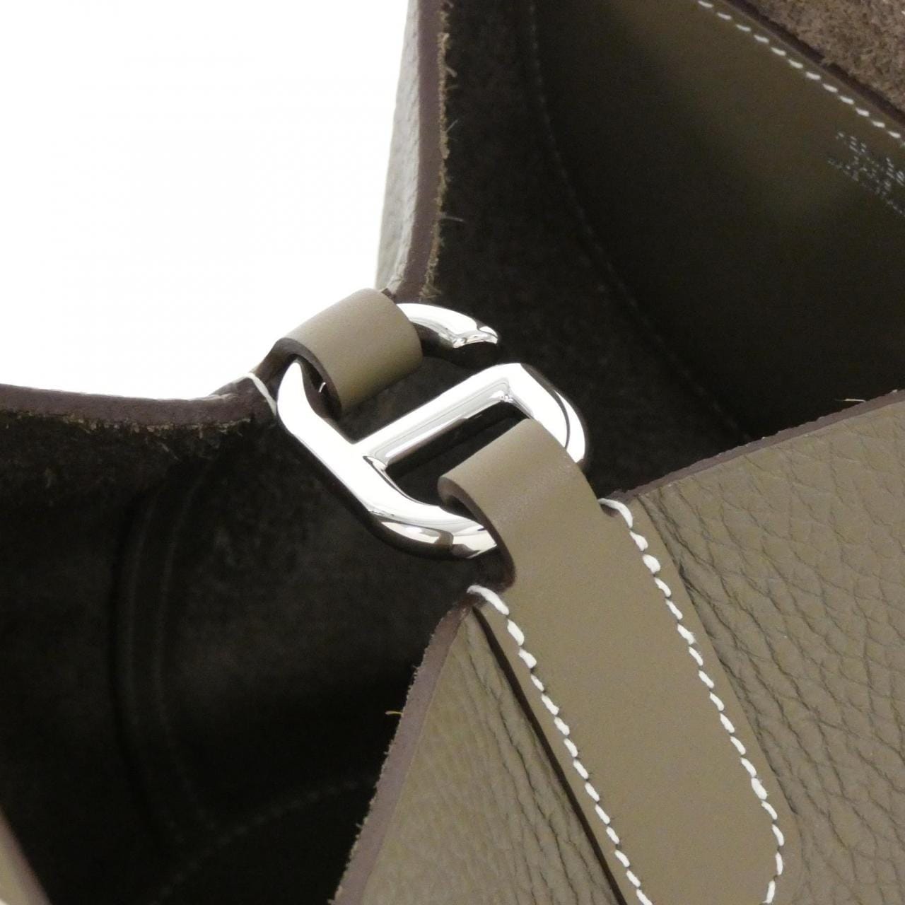 エルメス イン ザ ループ 18cm 084274CK バッグ