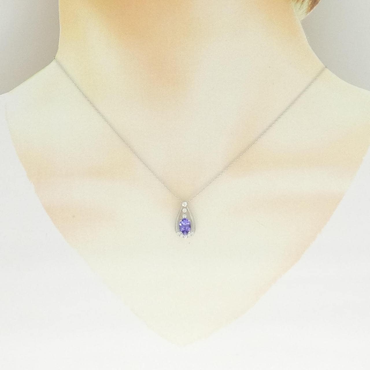 PT900/PT850 タンザナイト ネックレス 0.84CT