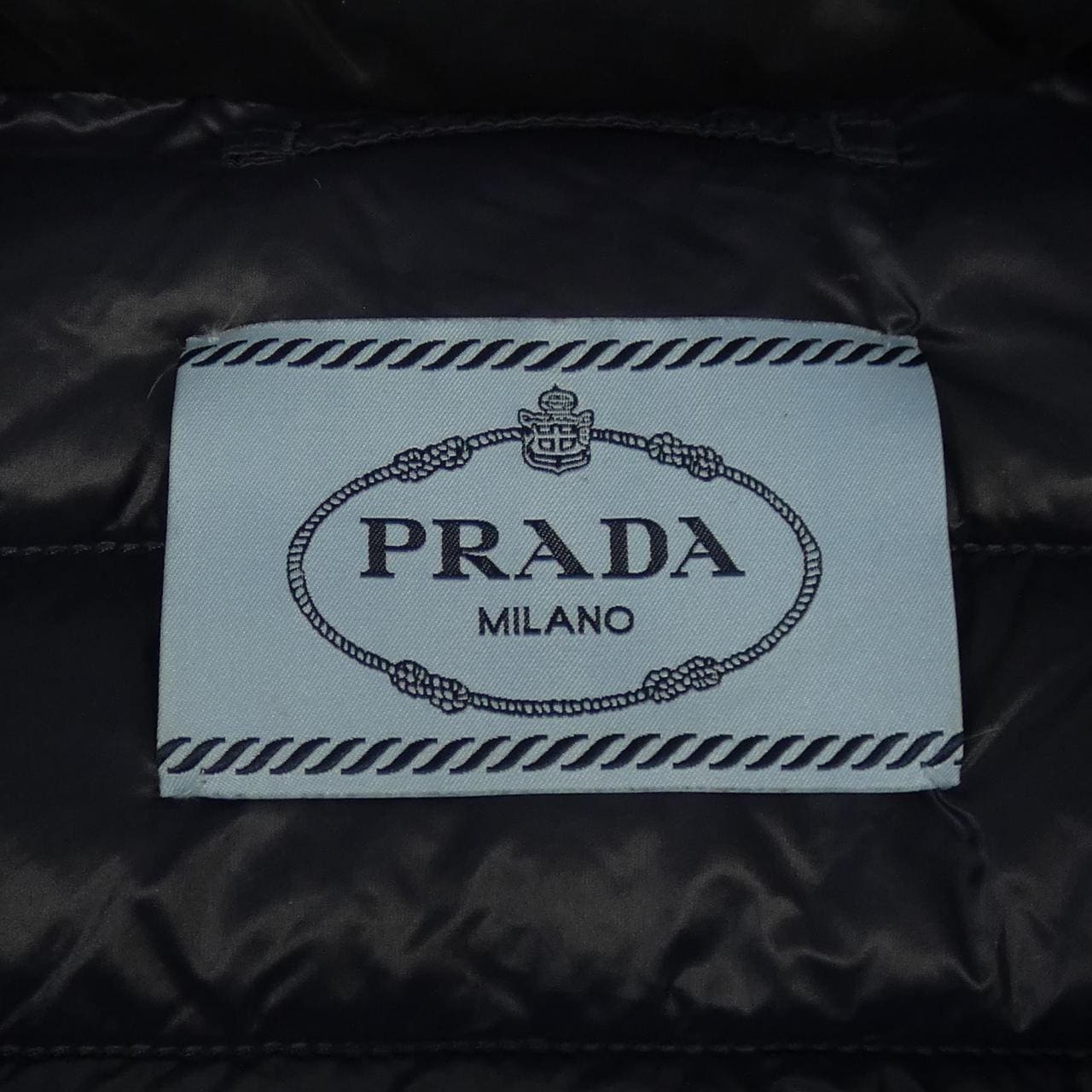 プラダ PRADA ダウンジャケット
