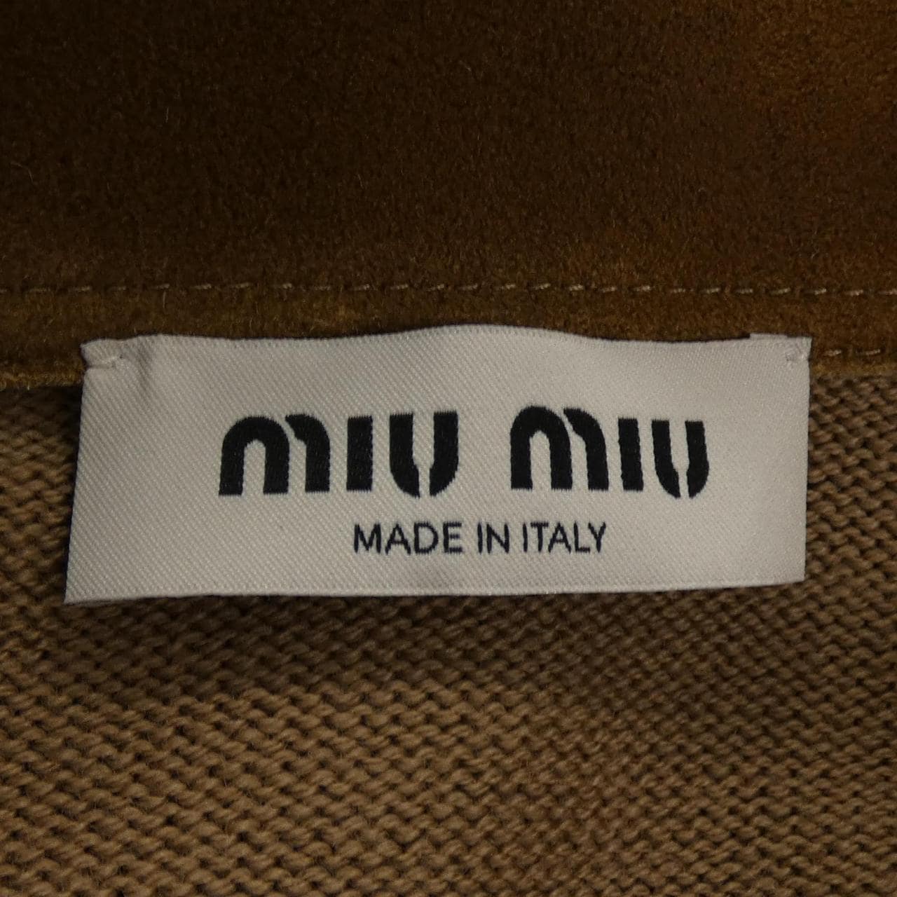 ミュウミュウ MIU MIU MIU MIU ロゴ MMJ150 SOOO 177Q ジャケット