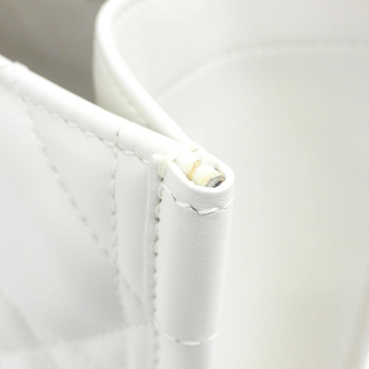 クリスチャンディオール ディオール ブック トート ミディアム M1324OWHP バッグ