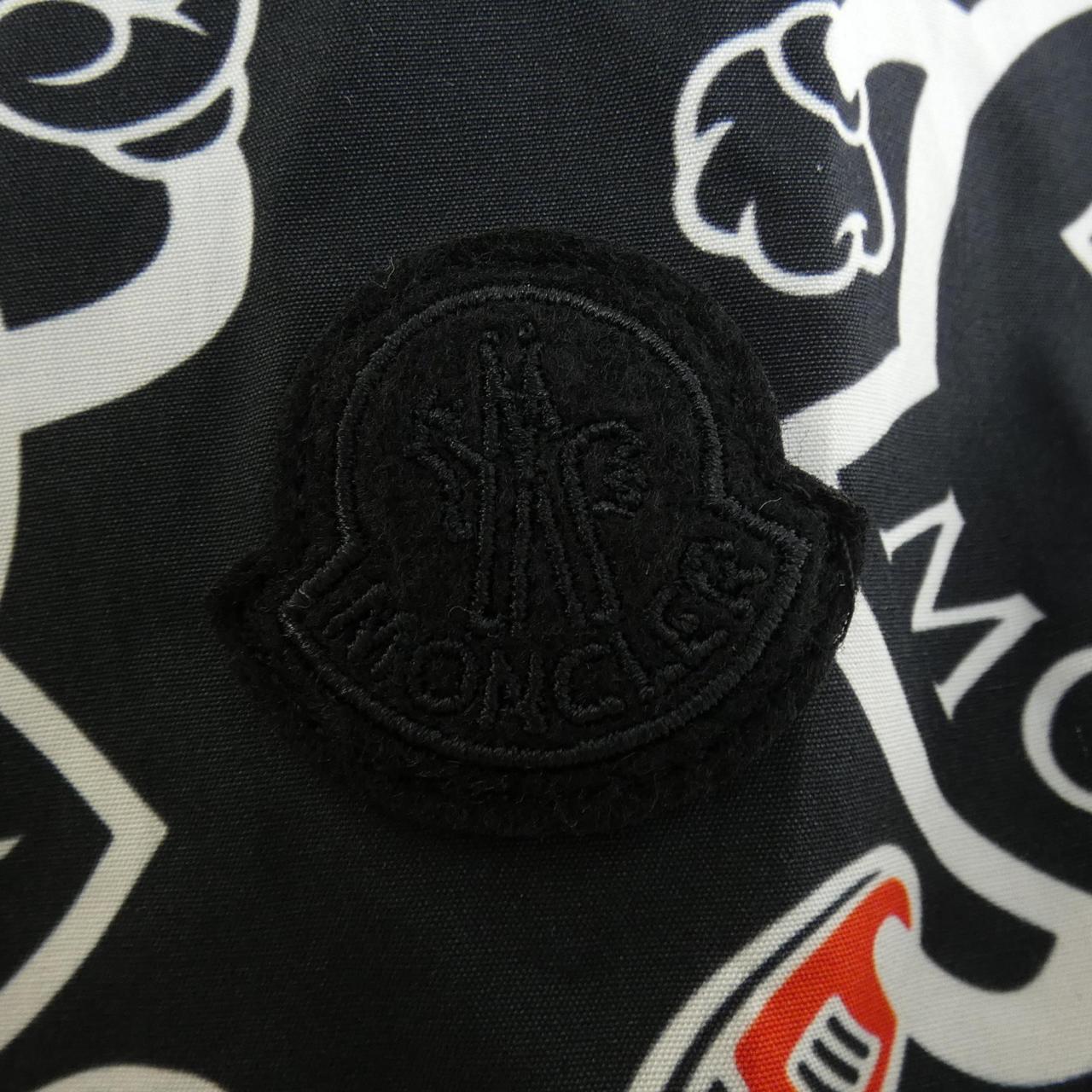 モンクレール MONCLER 10912F00005 S／Sシャツ
