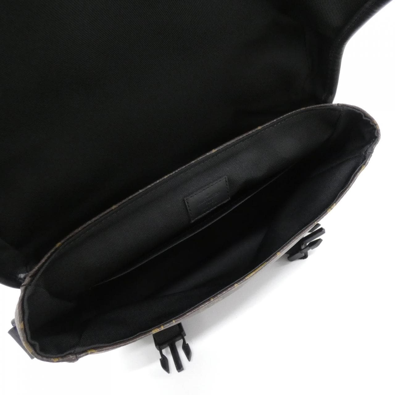 ルイヴィトン モノグラム マカサー LV トレイル メッセンジャー M46972 ショルダーバッグ