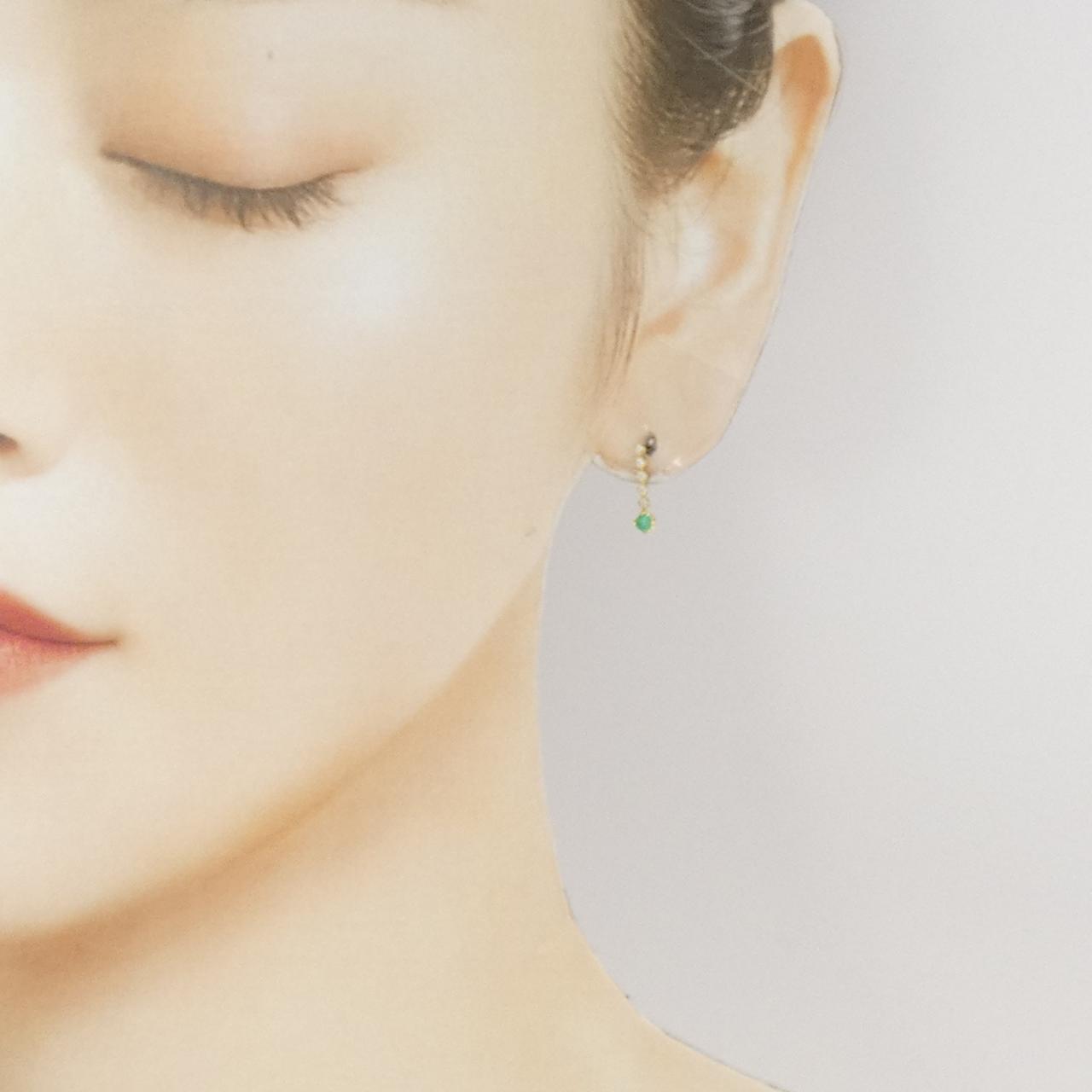 リラ エメラルド ピアス