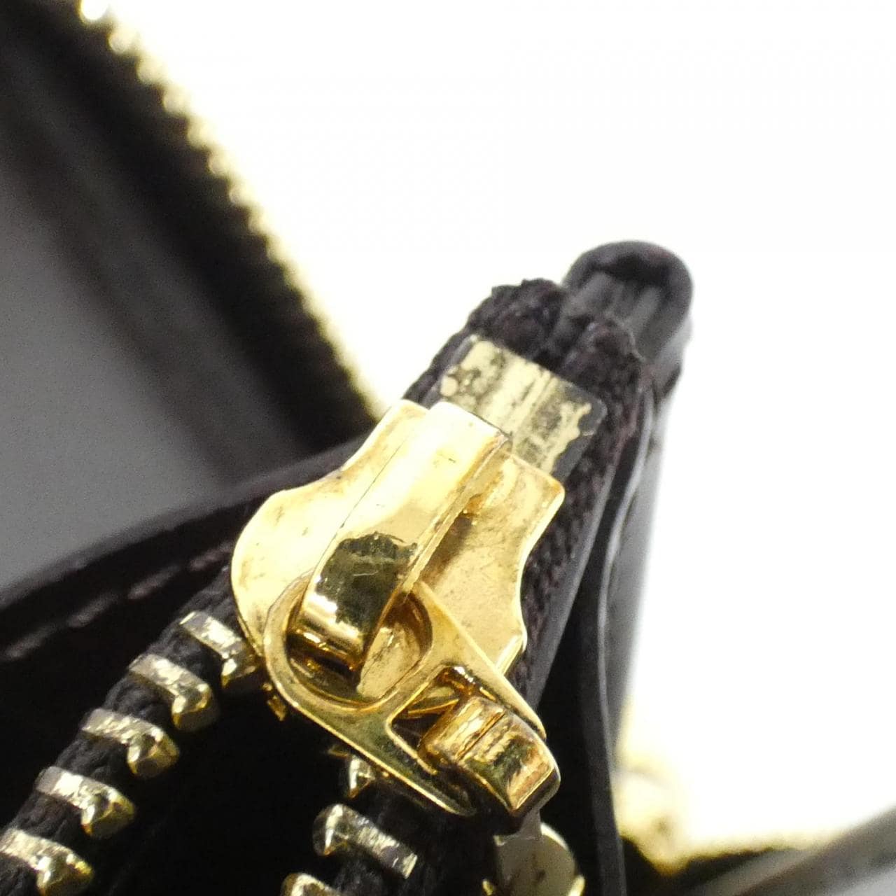ルイヴィトン ヴェルニ ジッピー ウォレット M90416 財布