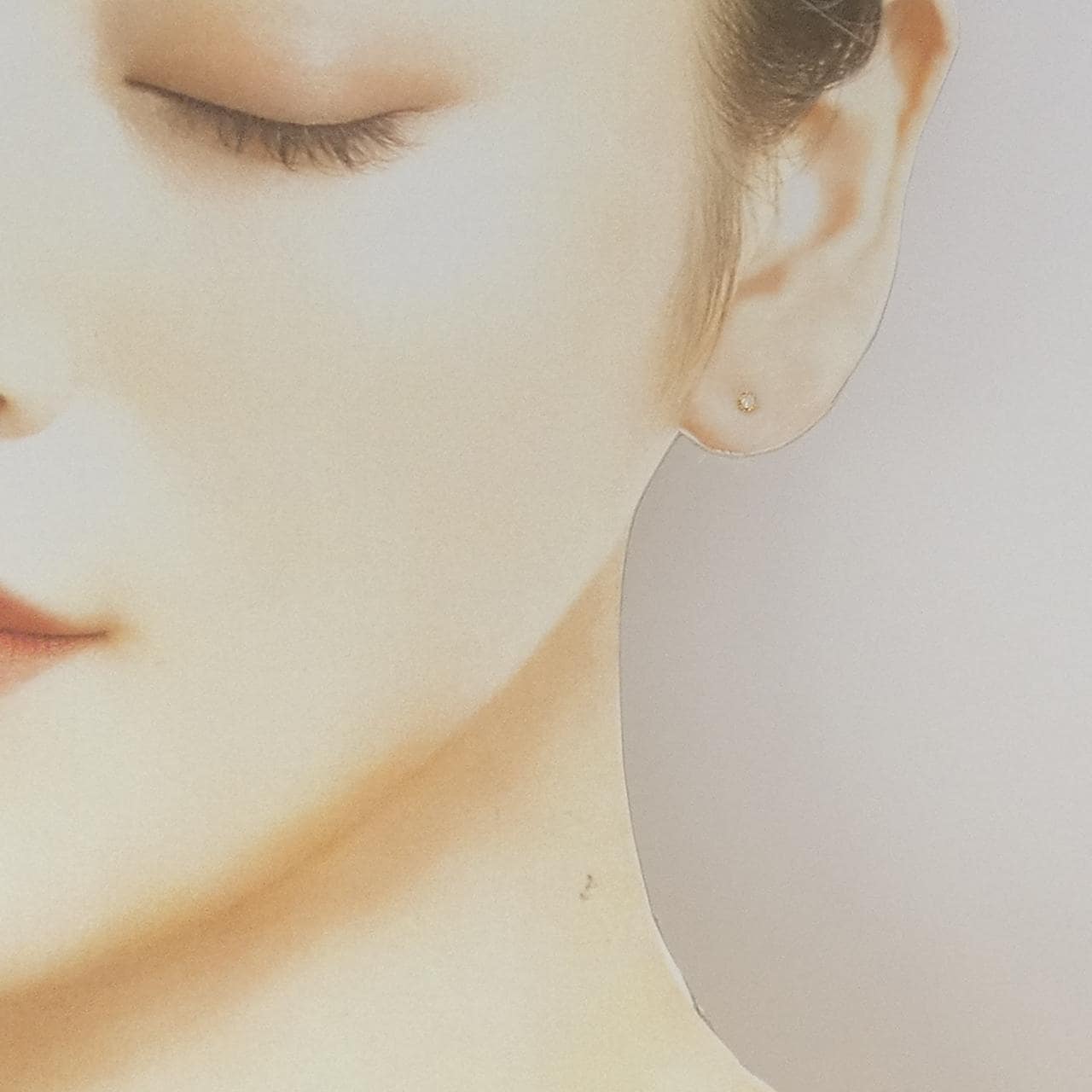 K18YG ソリティア ダイヤモンド ピアス 0.04CT