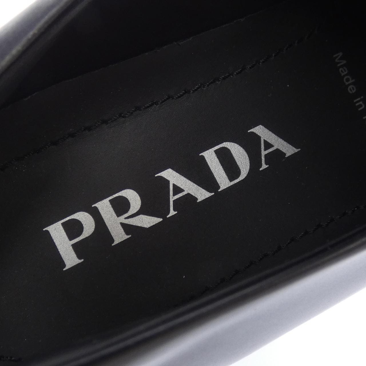 プラダ PRADA モノリス ローファー トライアングルロゴ 1D649M シューズ