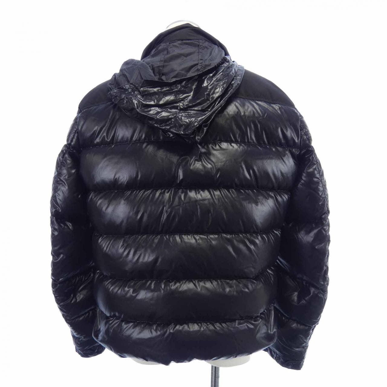 モンクレール MONCLER ダウンジャケット