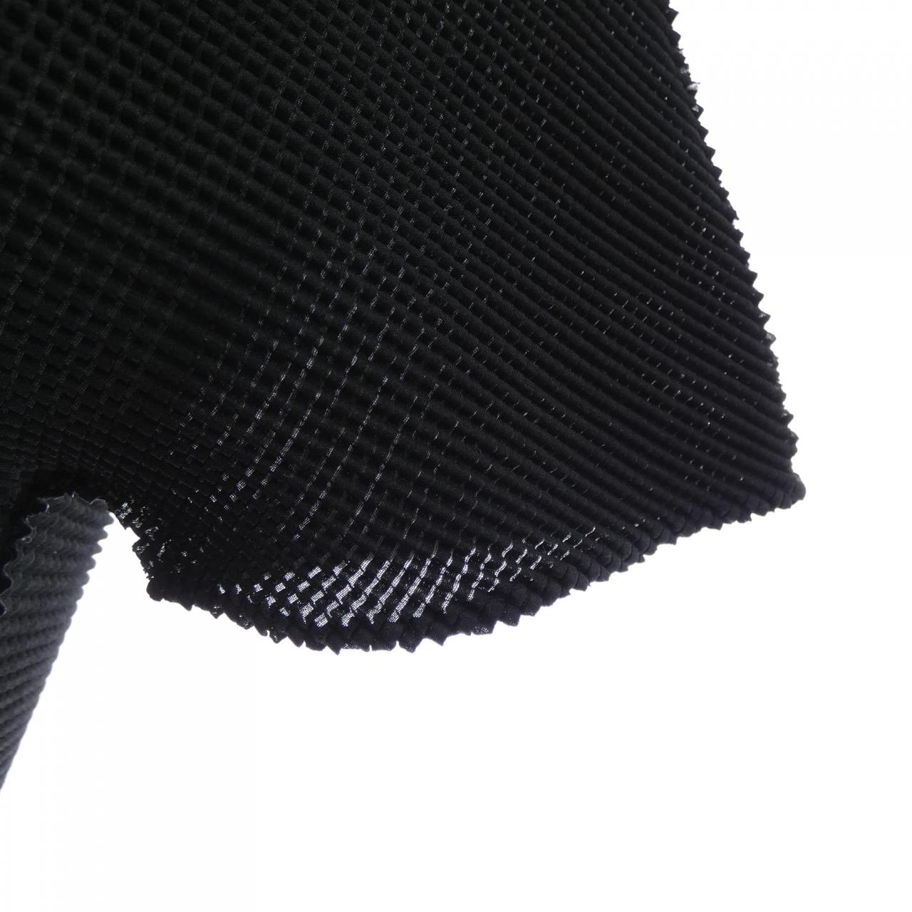 ミーイッセイミヤケ me ISSEY MIYAKE MI11FK426 トップス