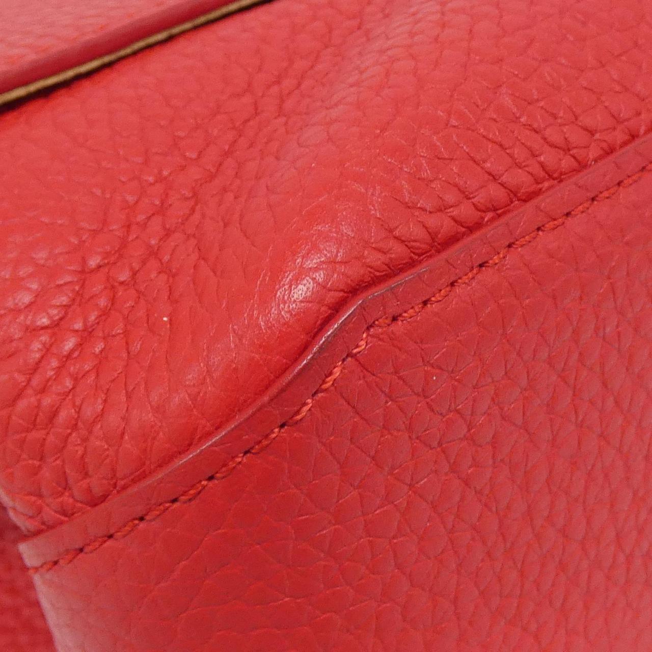 LOUIS VUITTON Taurillon Volta M50287 包