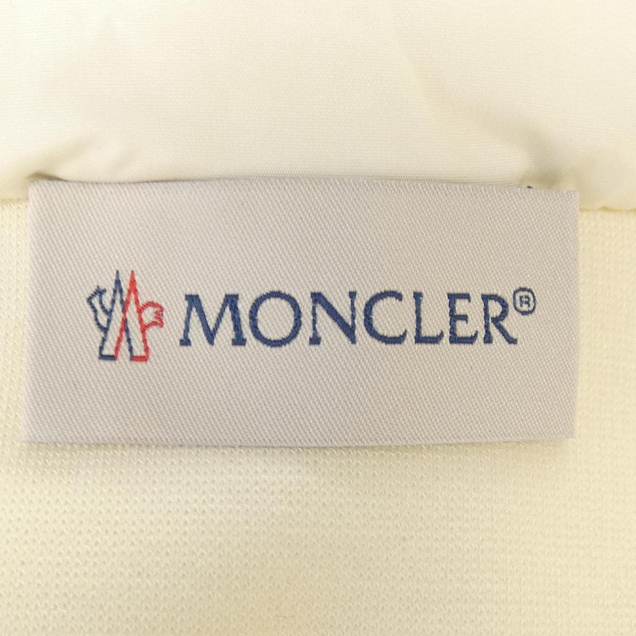 【新品】モンクレール MONCLER ダウンジャケット