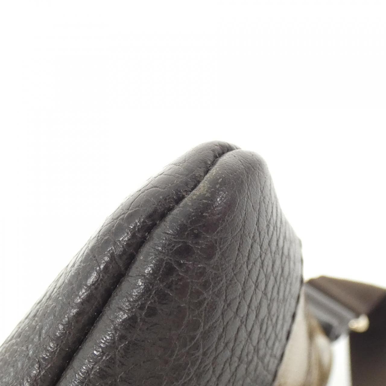 Gucci 374416肩背包