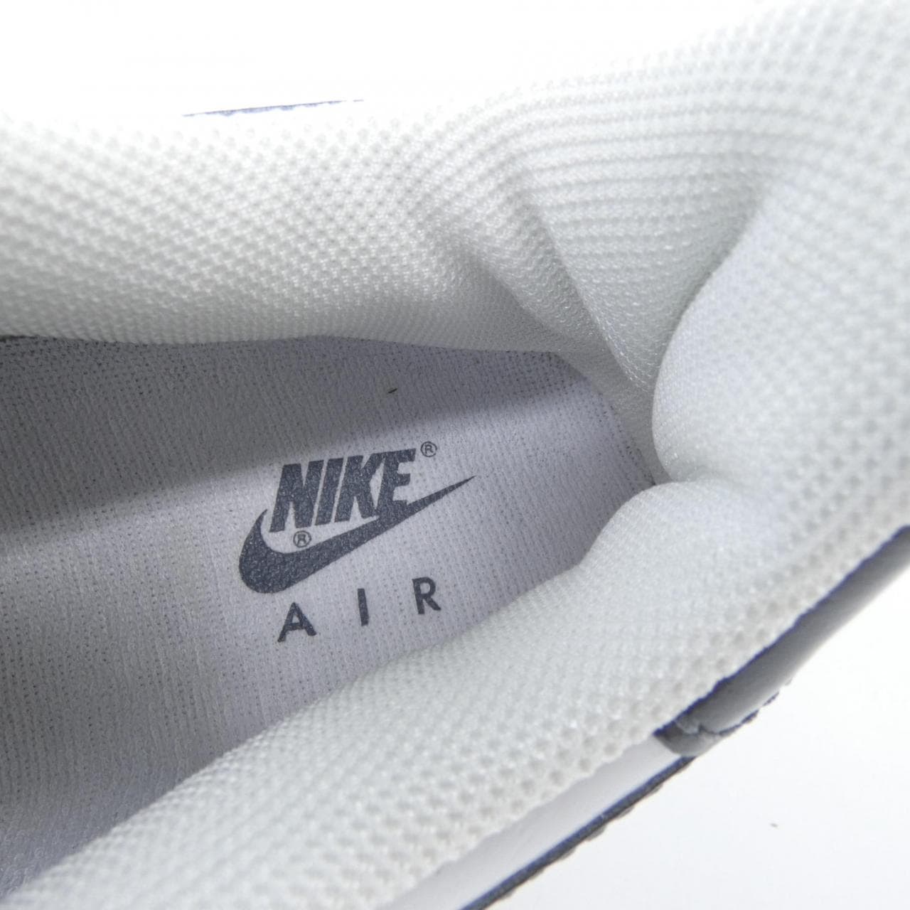 ナイキ NIKE 306353-105 スニーカー