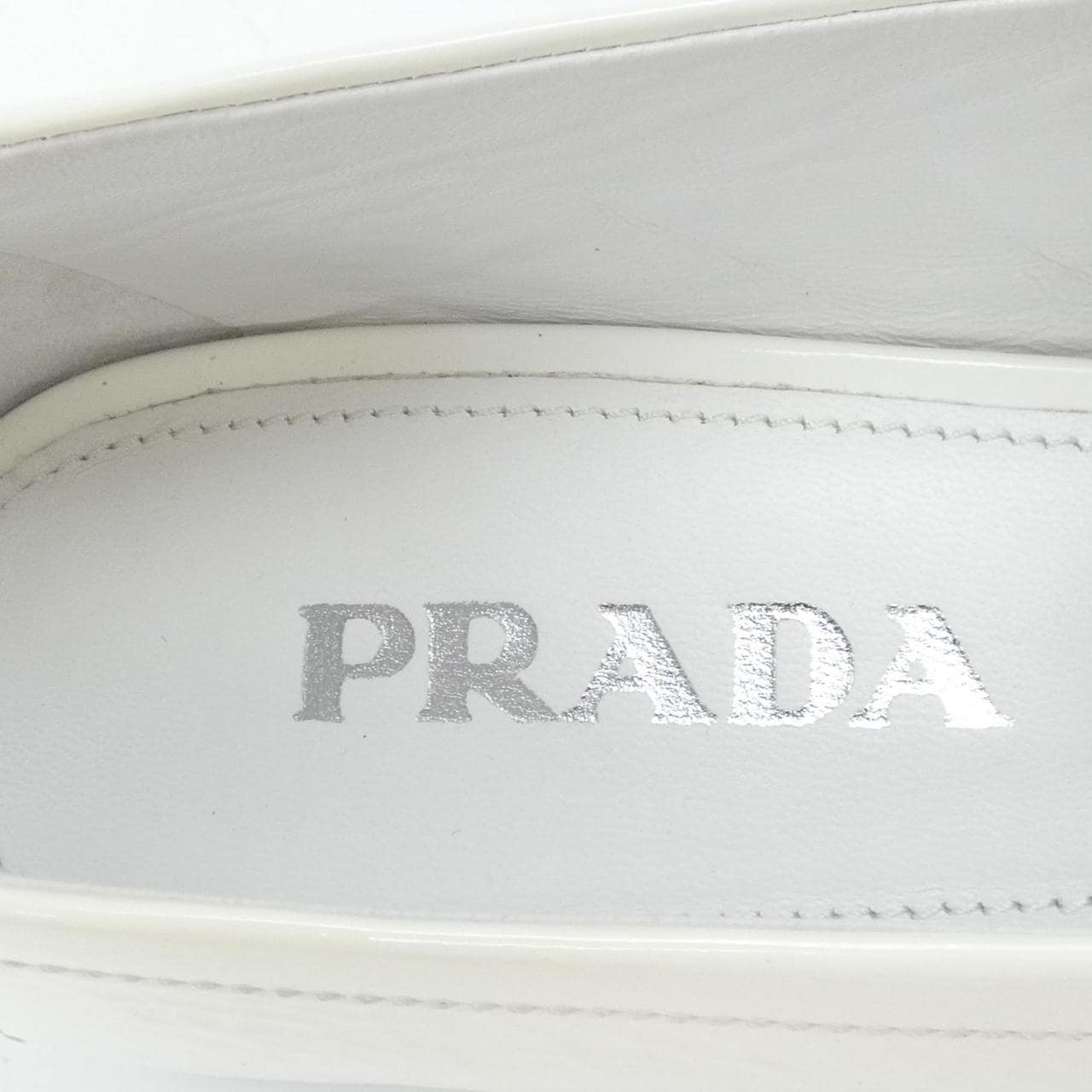 プラダ PRADA トライアングルロゴ 1D583M シューズ