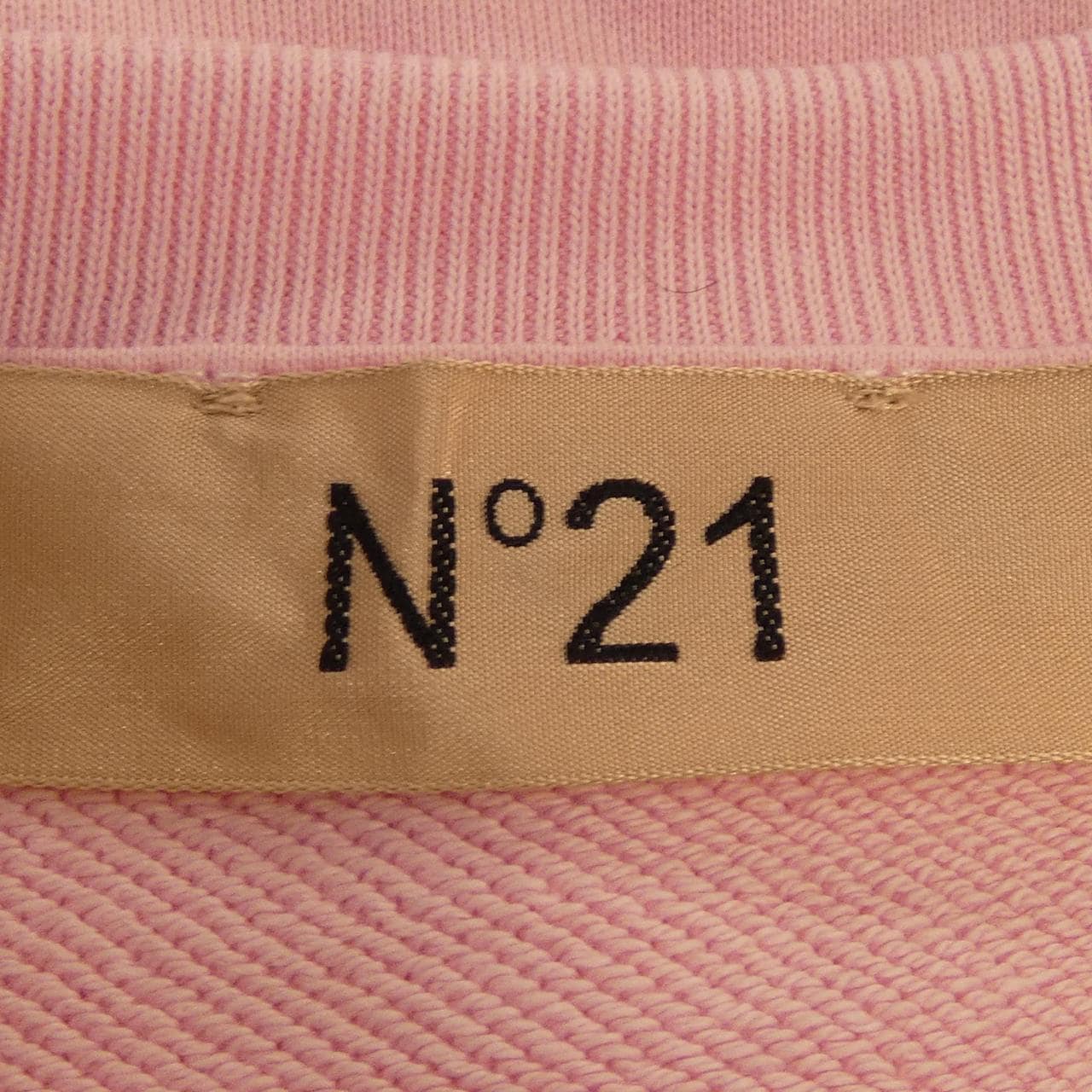 ヌメロヴェントゥーノ N°21 P24EN2M E0316329 スウェット