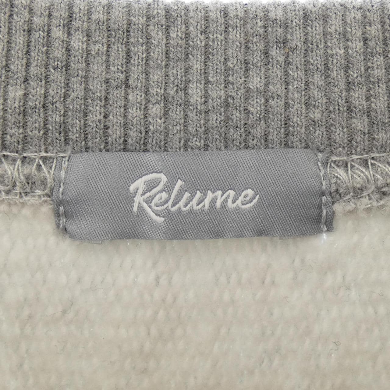 レリューム relume スウェット