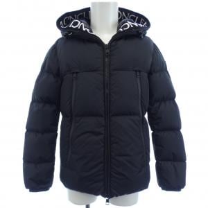 モンクレール MONCLER ダウンジャケット