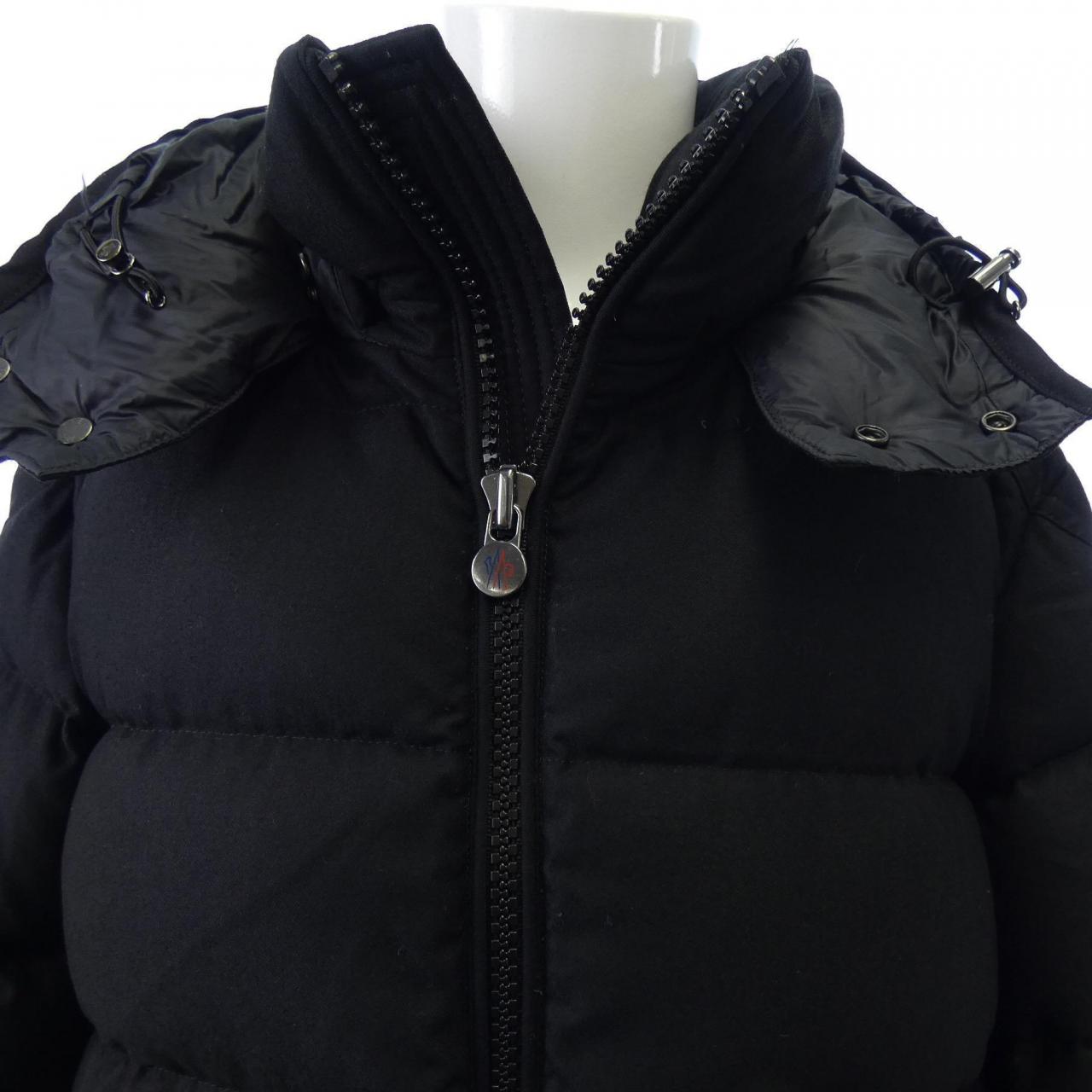 モンクレール MONCLER ダウンジャケット