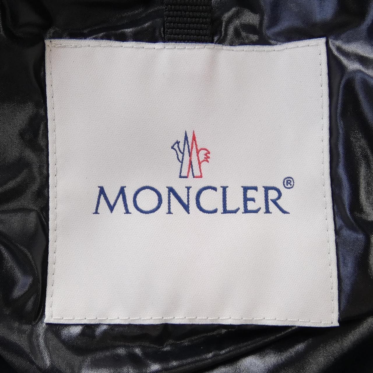 モンクレール MONCLER ダウンジャケット