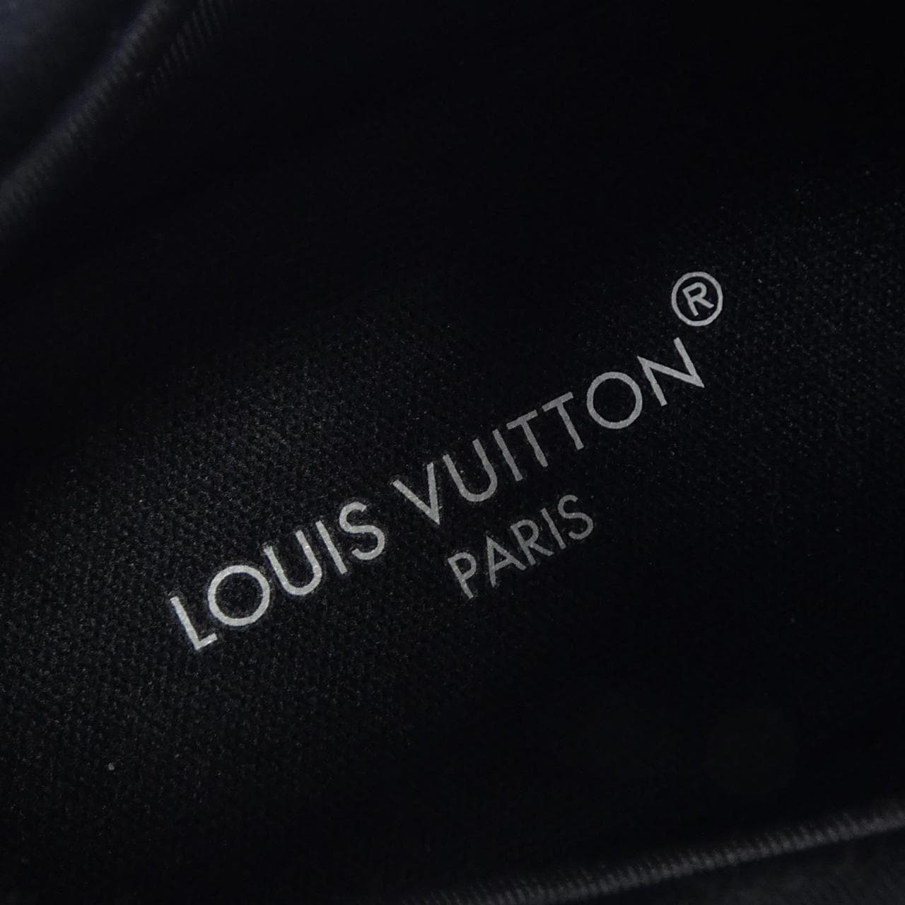 ルイヴィトン LOUIS VUITTON スニーカー