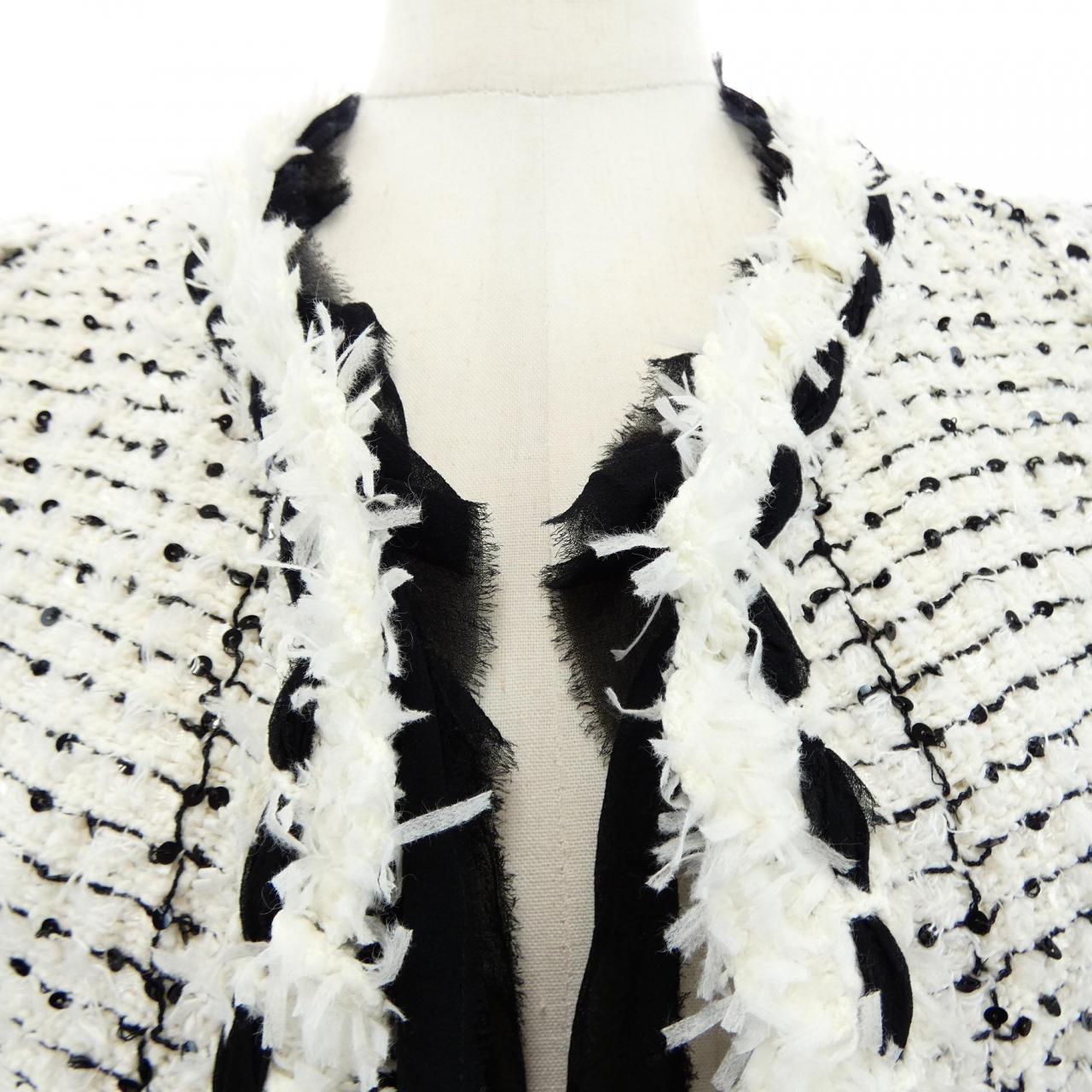 【ヴィンテージ】シャネル CHANEL P25414W03520 05P ノーカラージャケット