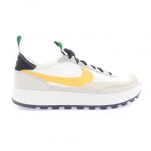 ナイキ NIKE DA6672-100 スニーカー