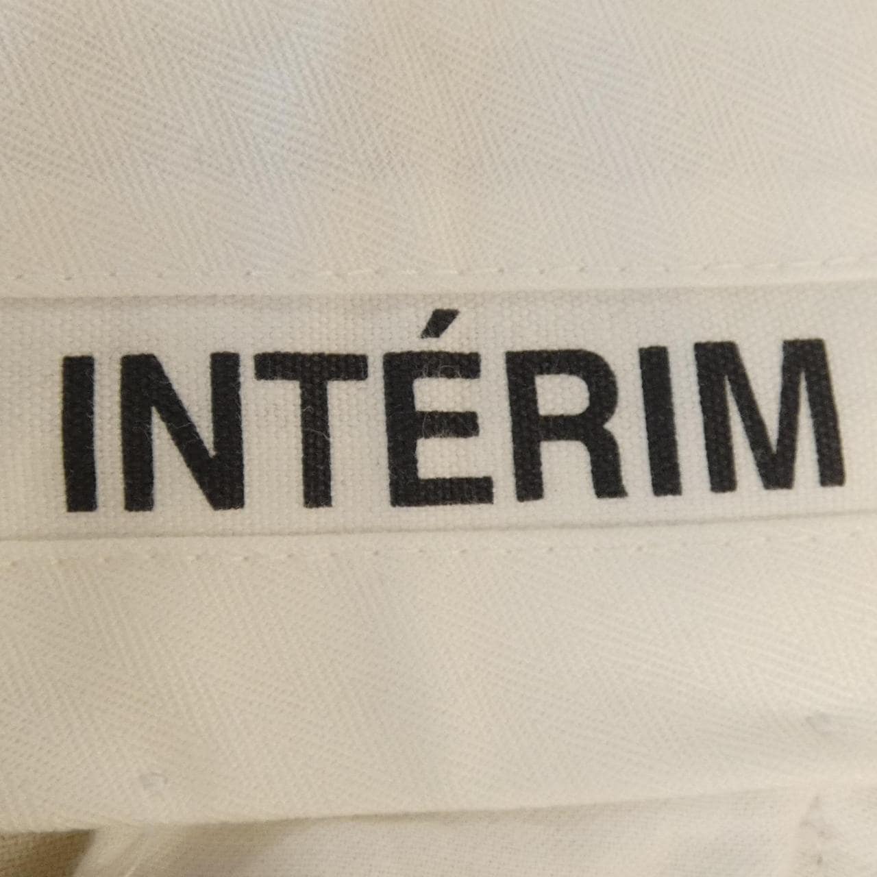 INTERIM パンツ