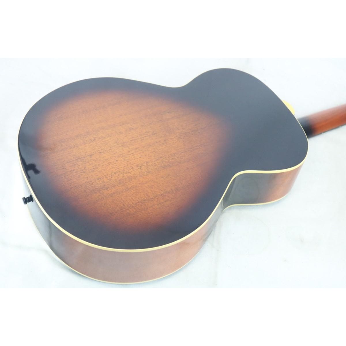 ＥＰＩＰＨＯＮＥ　　ＬＴＤ　ＥＬ－００