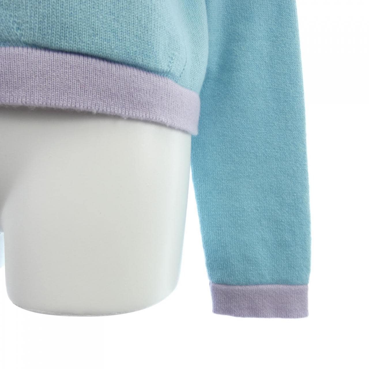 CHANEL LOOK 29 P76463K10983 Cardigan