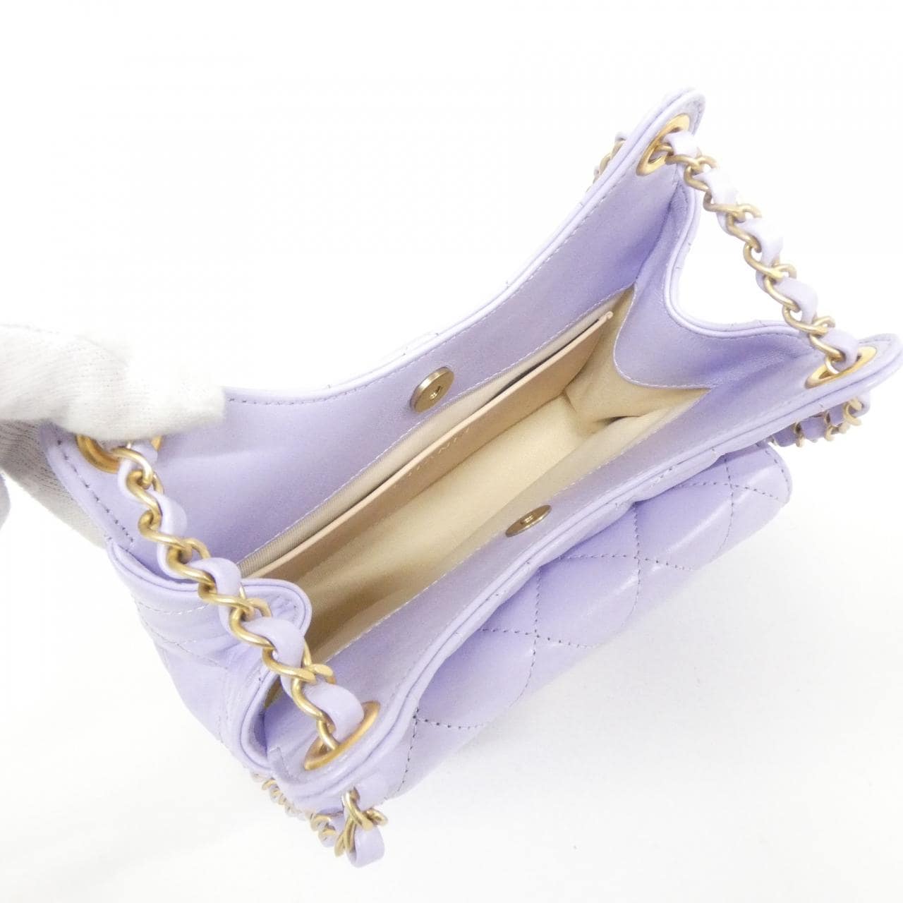 【未使用品】シャネル AS4323 ショルダーバッグ