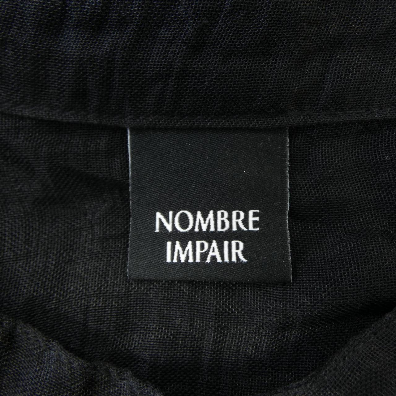NOMBRE IMPAIR シャツ