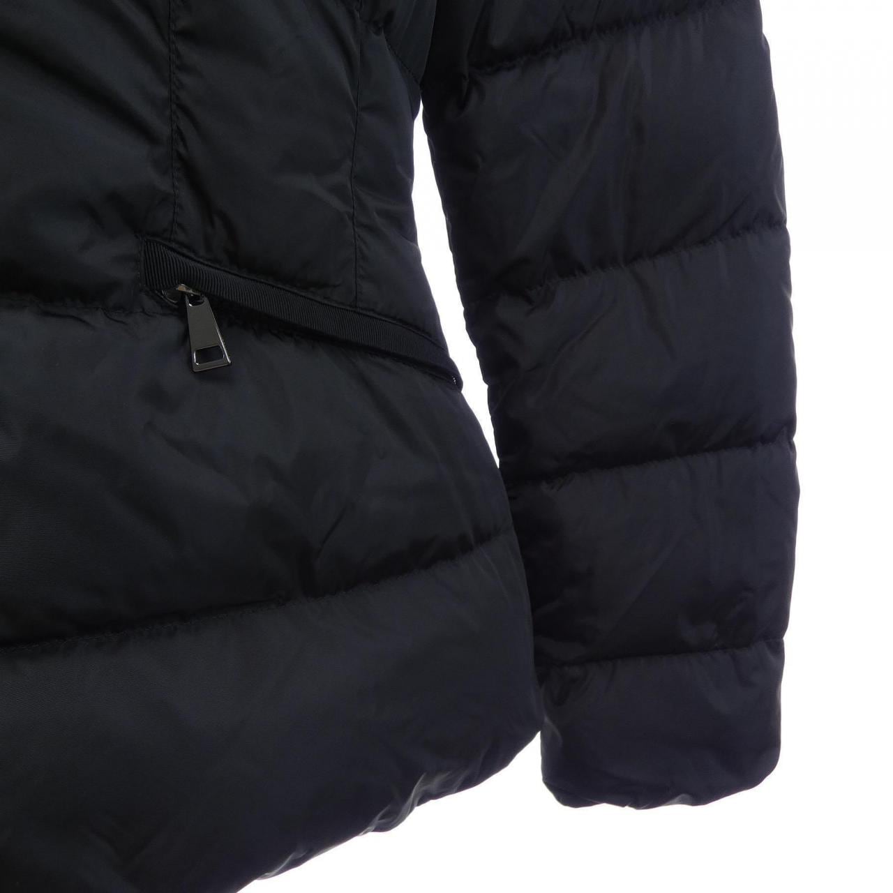 モンクレール MONCLER AVOCE ダウンジャケット
