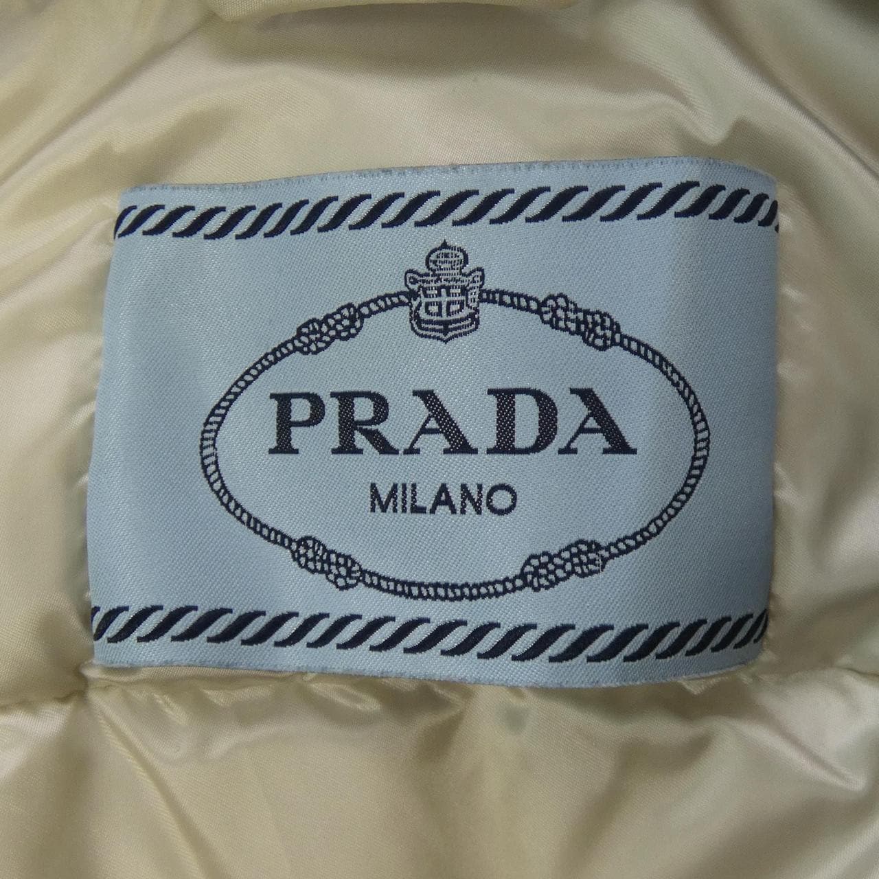 プラダ PRADA ダウンベスト