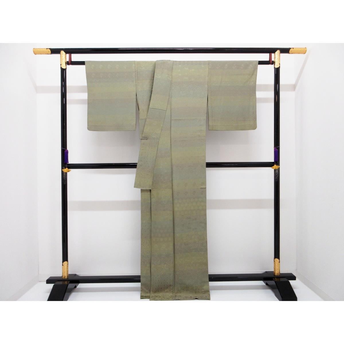 Single coat, small pattern, blurred dyeing