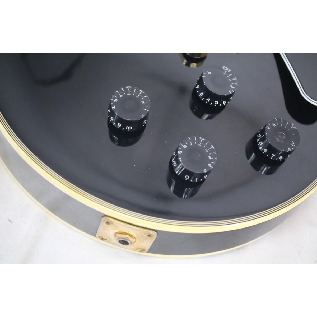 ＯＲＶＩＬＬＥ　ＢＹ　ＧＩＢＳＯＮ　　ＬＰＣ