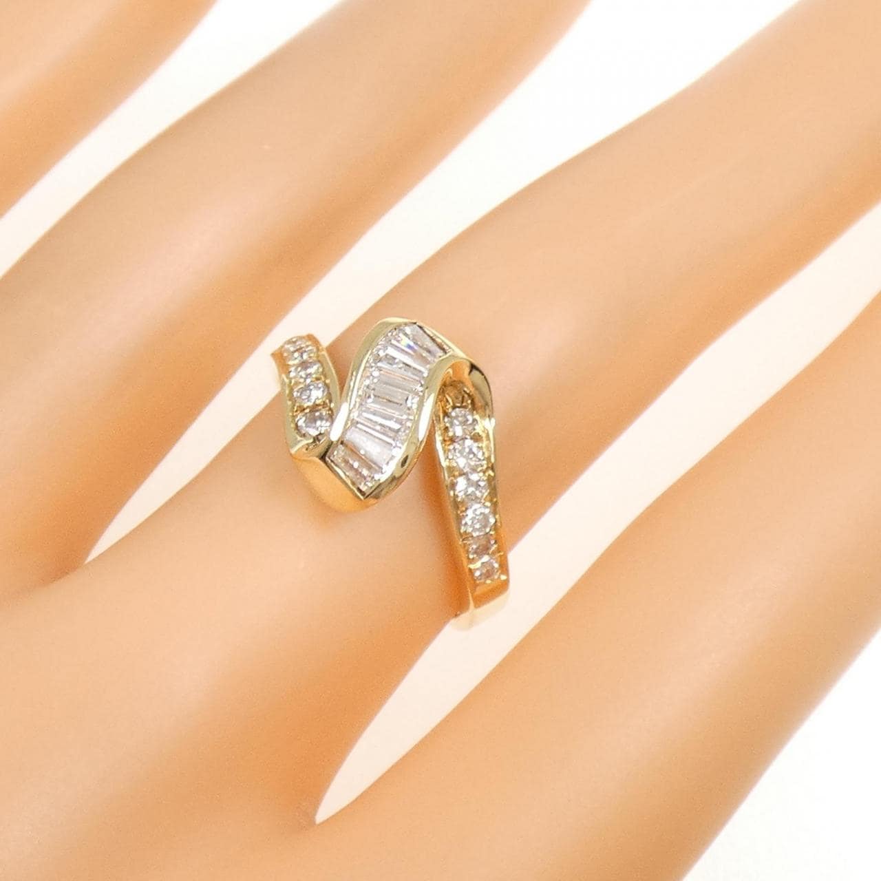 750YG ダイヤモンド リング